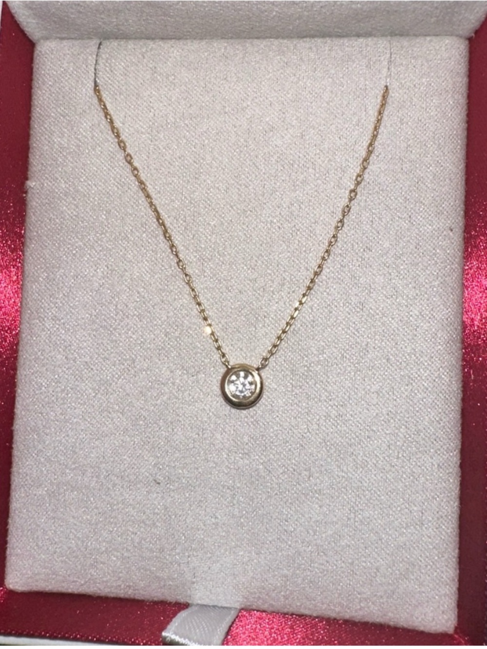Genuine 14k Gold and 0.20 ctw
Bezel Set Diamond Necklace